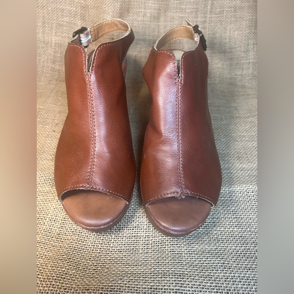 b.o.c. Brown Leather Mules with Chunky Heel